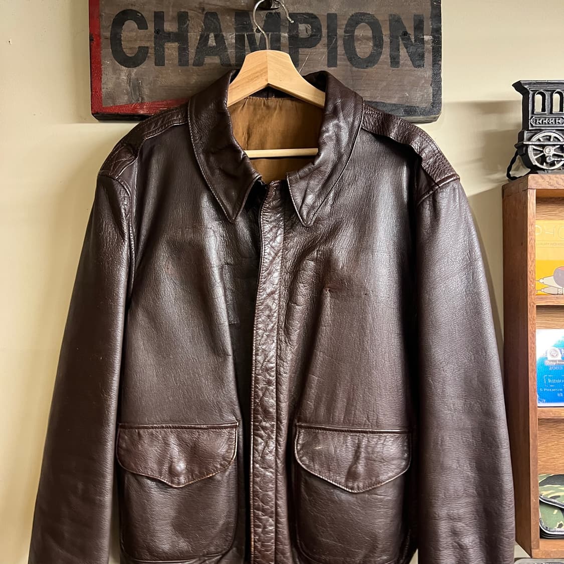 Cooper A-2 Type Goat Skin Leather Jacket 상품이미지2