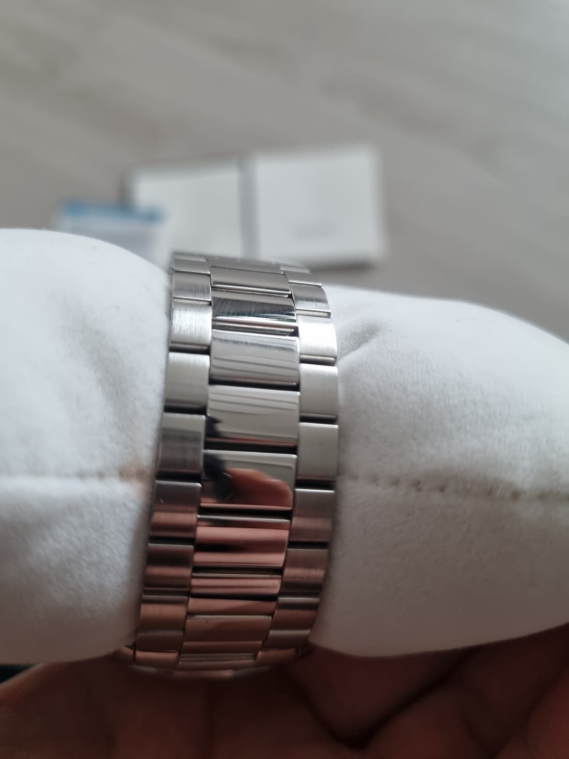 구찌  정품풀박   다이아몬드메탈시계 상품이미지4