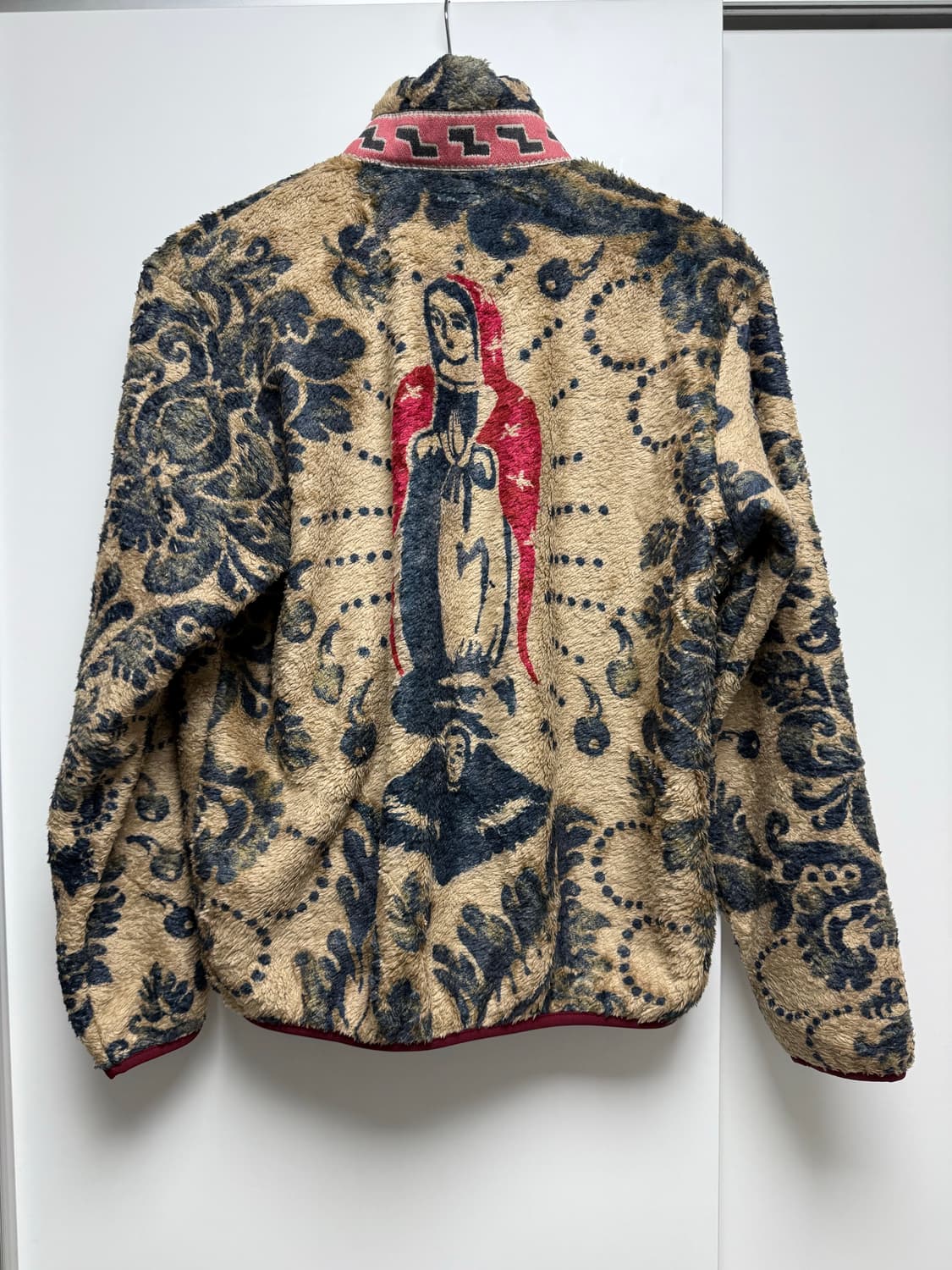 캐피탈 다마스크 마리아 후리스 1 상품이미지2