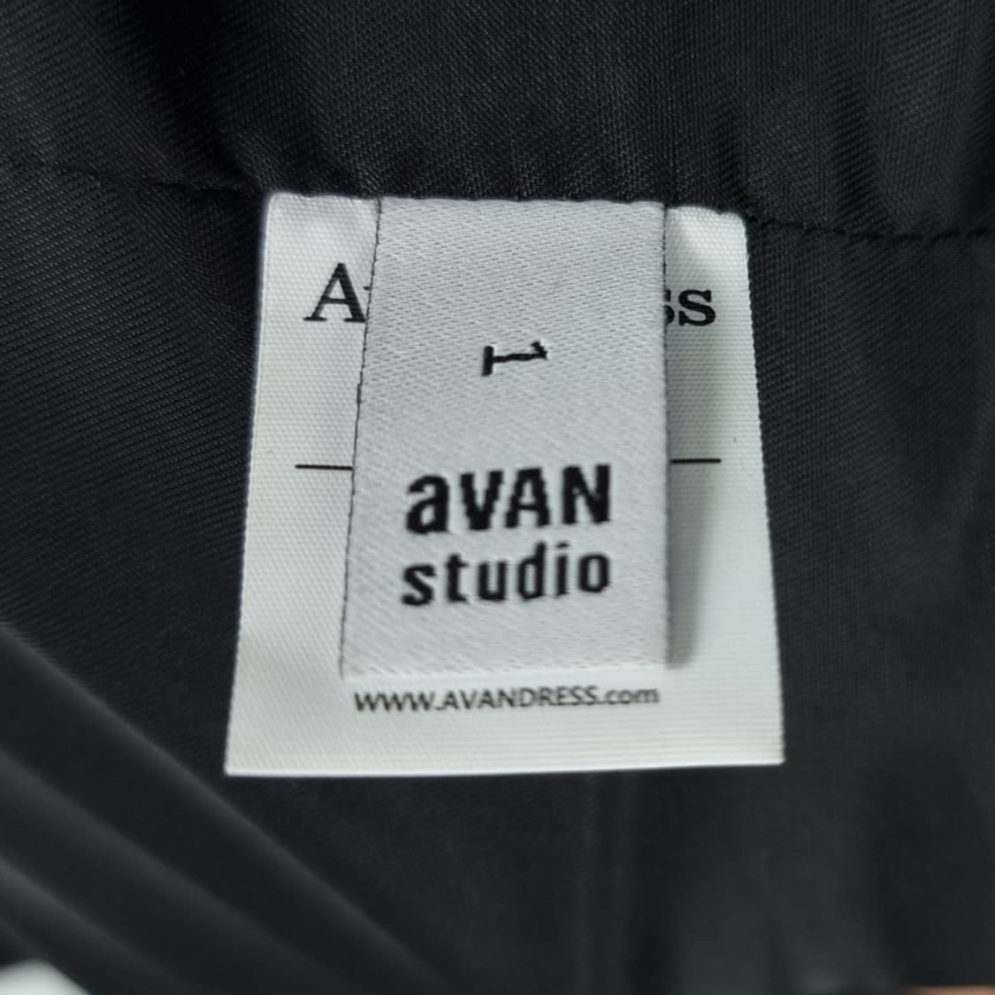 [어반드레스] 오버사이즈 모직 싱글 롱 코트 블랙 M18142 상품이미지8