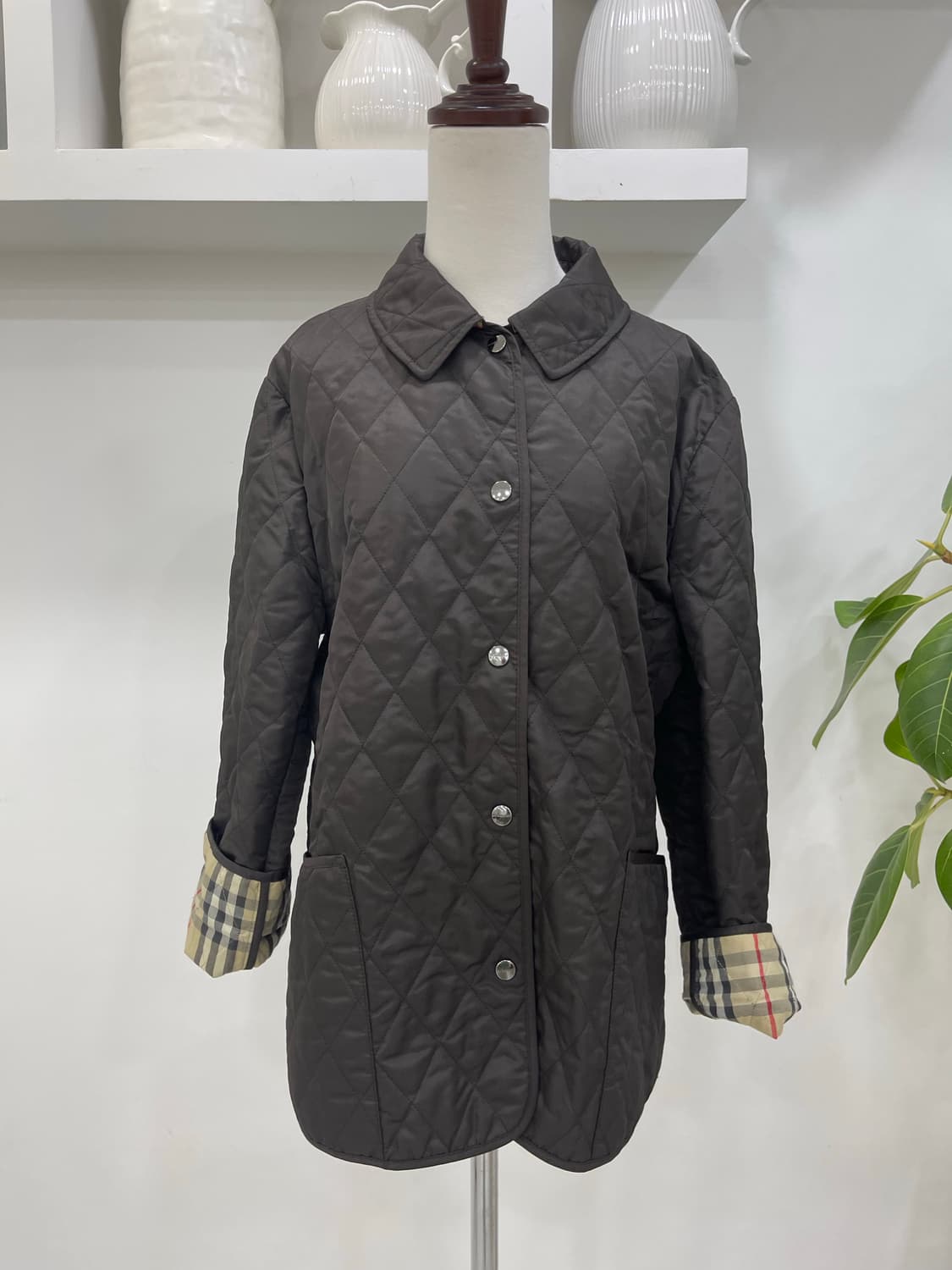 버버리 여성 퀼팅 자켓 상품이미지1