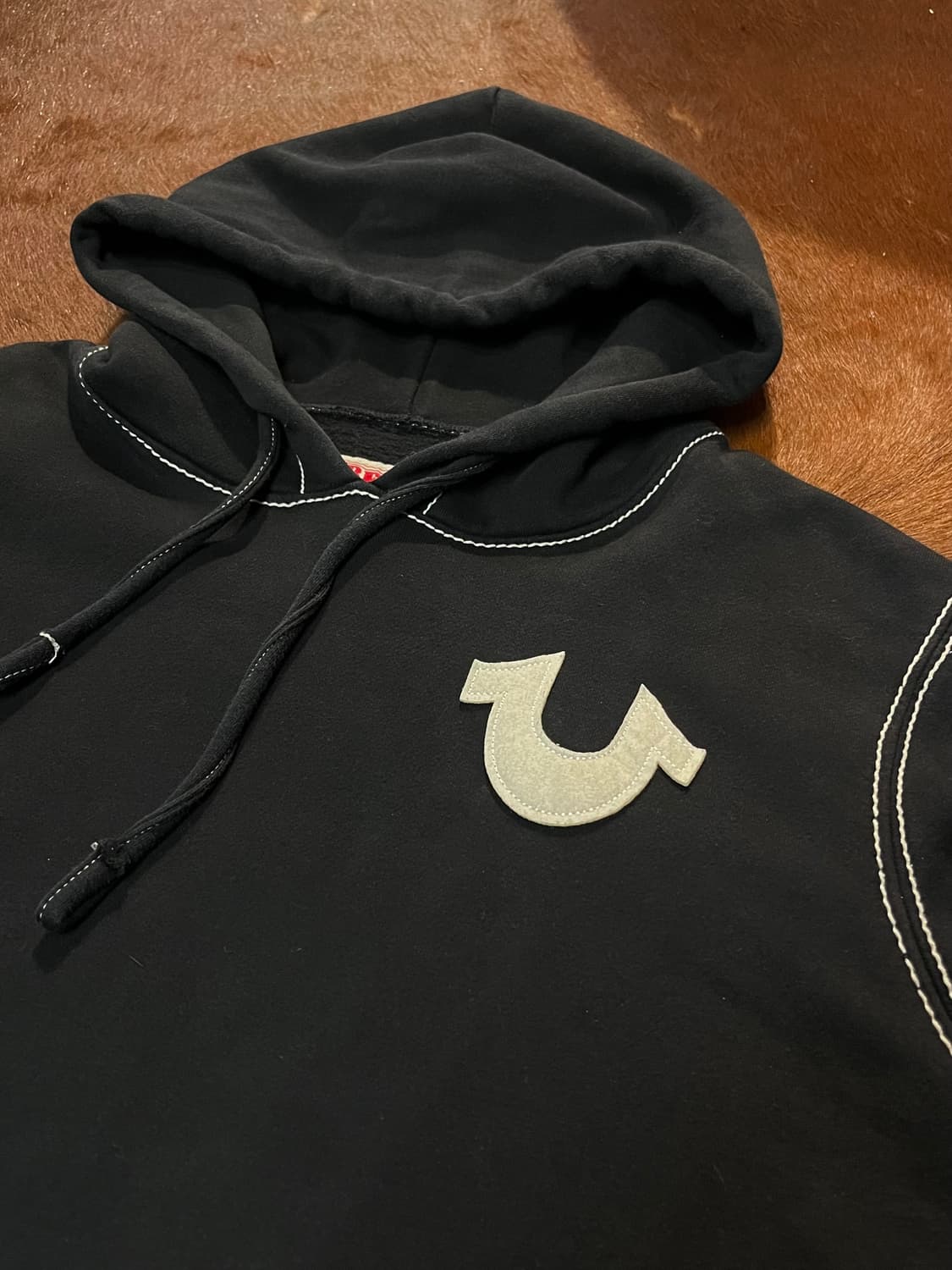 트루릴리젼 스티치 디테일 후드티 상품이미지4