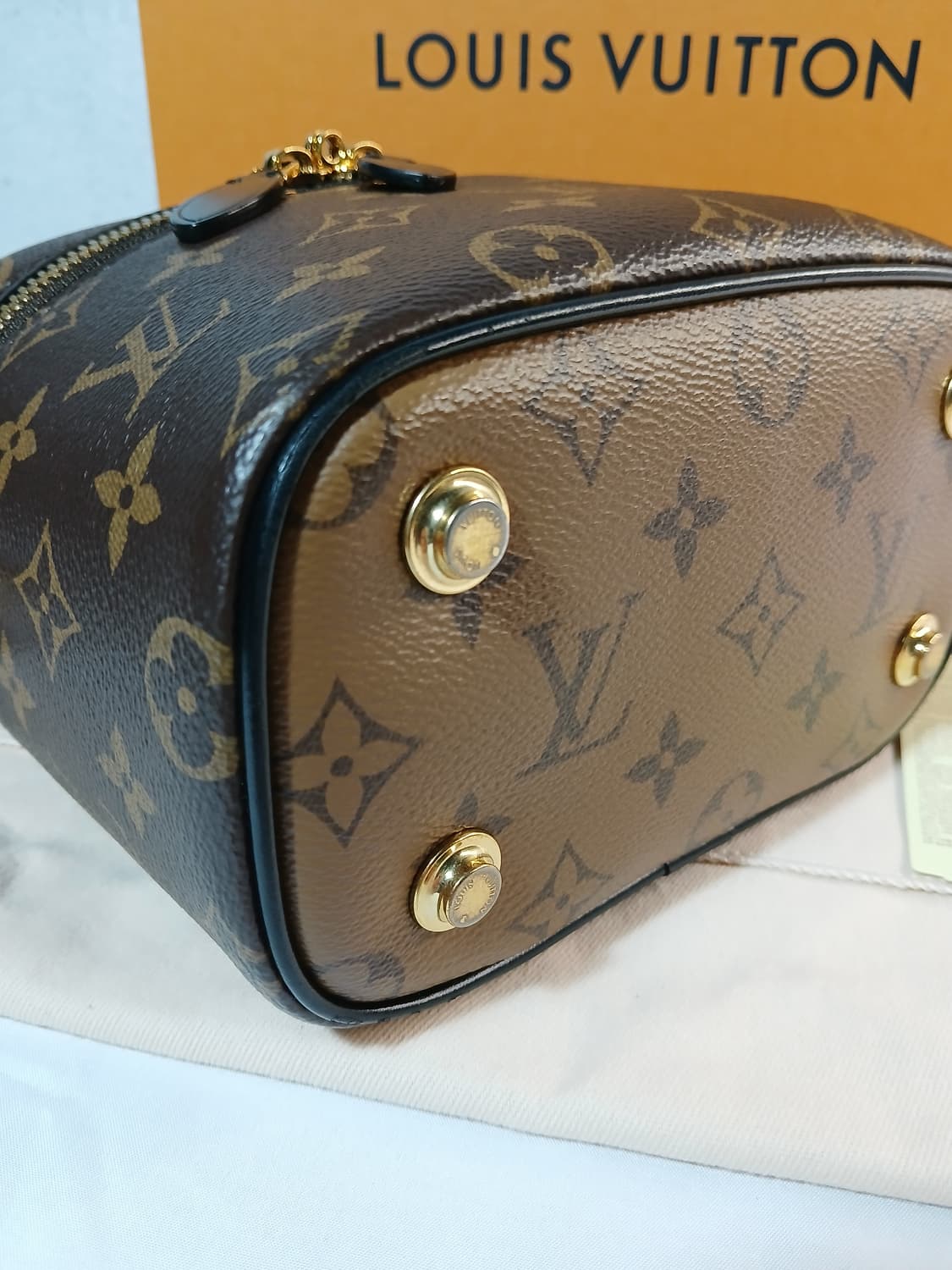 루이비통 베니티PM 크로스백 M45165 상품이미지9