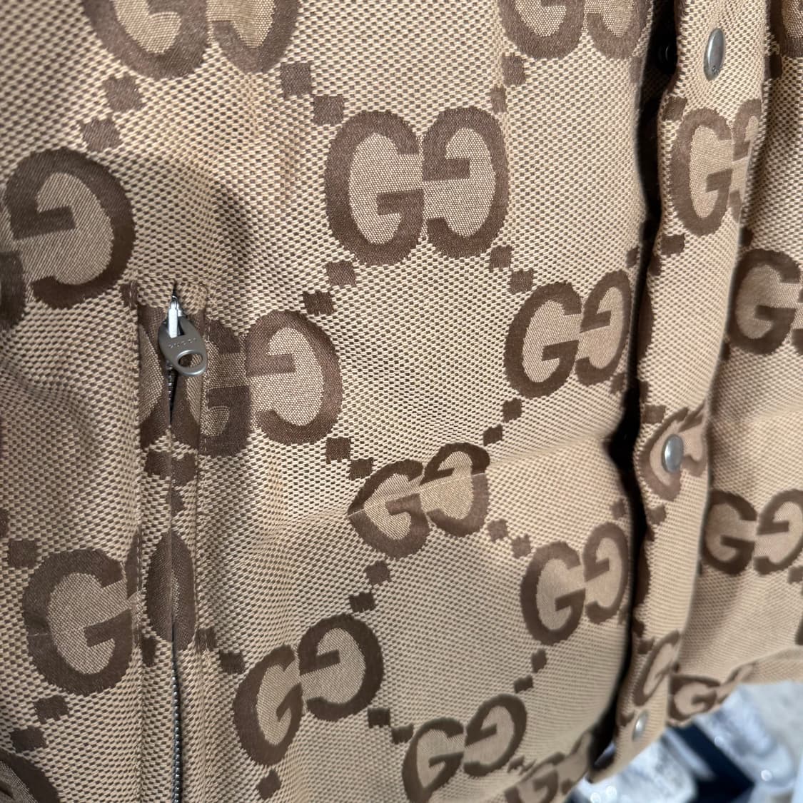 (48) 구찌 GG 점보 슈프림 자카드 캔버스 패딩 상품이미지5
