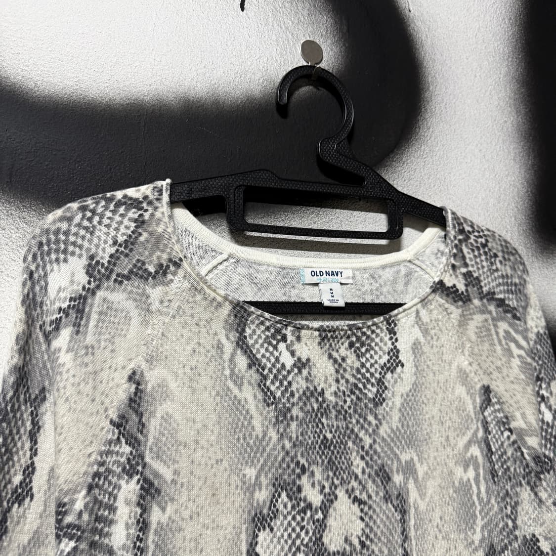 VTG 빈티지 그레이 파에톤 파이톤 애니멀 패턴 롱슬리브 상품이미지3