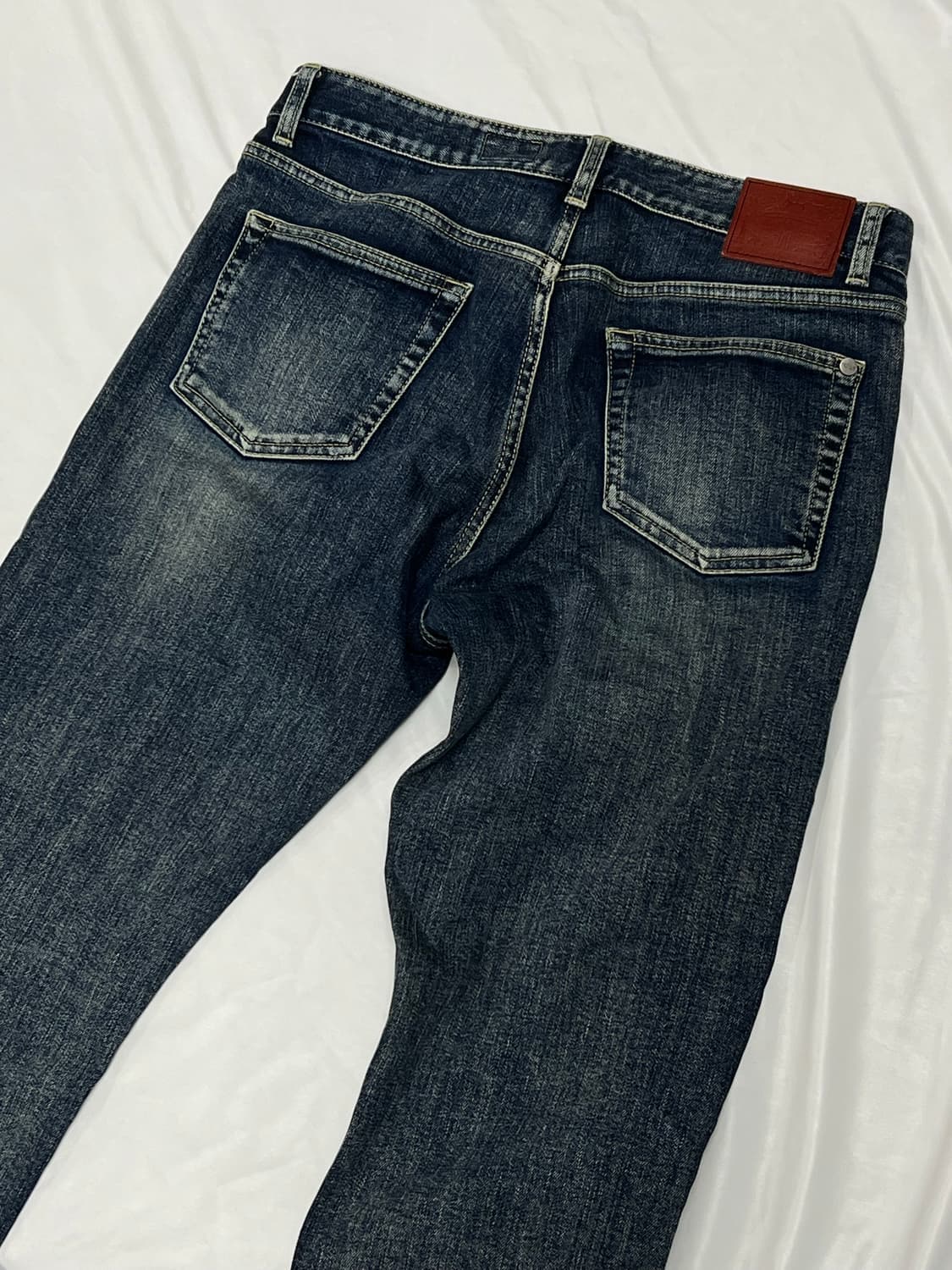 (29) MOD9 슬림핏 중청 데님 팬츠 상품이미지4