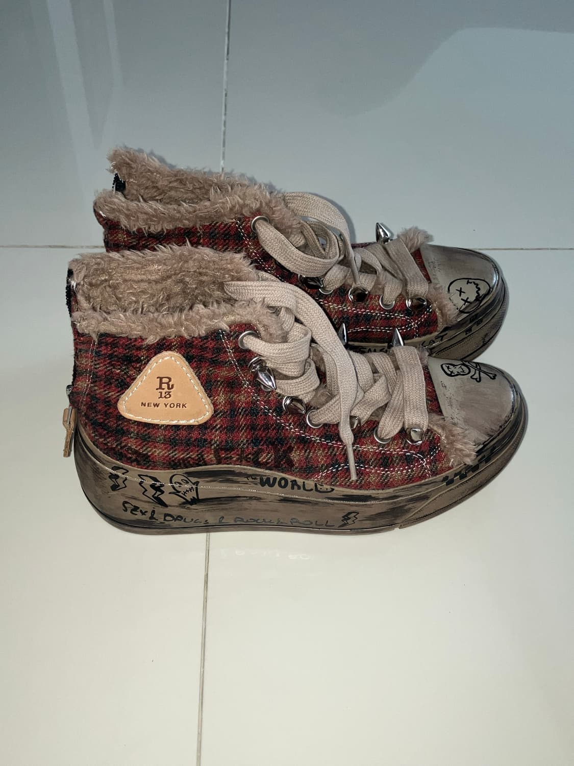 R13 레드 커트 하이탑 스니커즈 245 상품이미지6