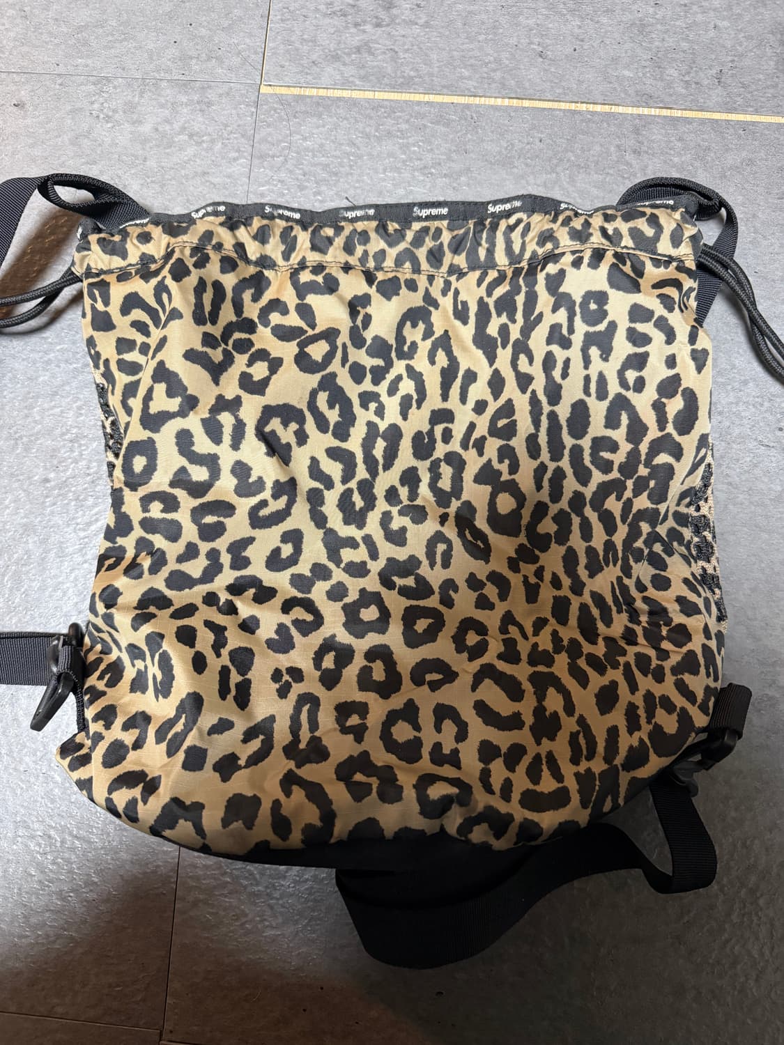 슈프림 메쉬 스몰 백팩 레오파드 상품이미지3