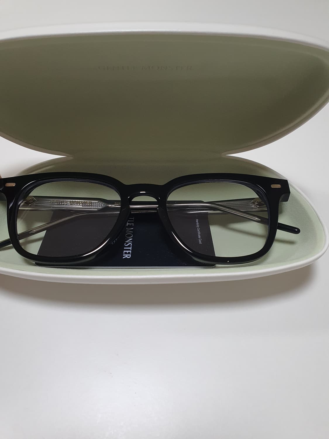 젠틀몬스터 쿠보01 판매 상품이미지2