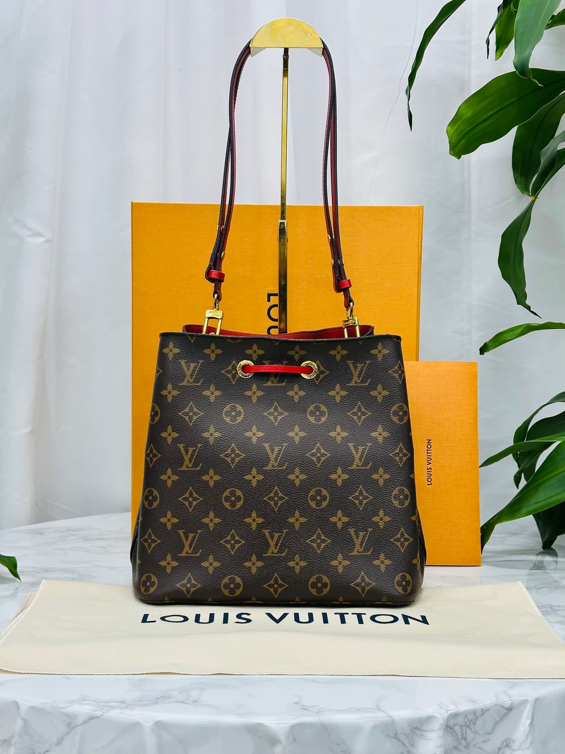 [정품] 루이비통 네오노에 모노그램 레드 MM  M44021 상품이미지2