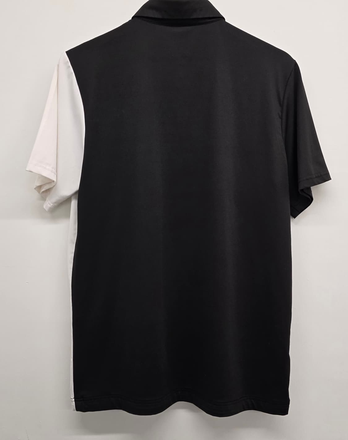 PXG 남성 골프웨어 빅로고 카라반팔티.
싸이즈 95~100 상품이미지2