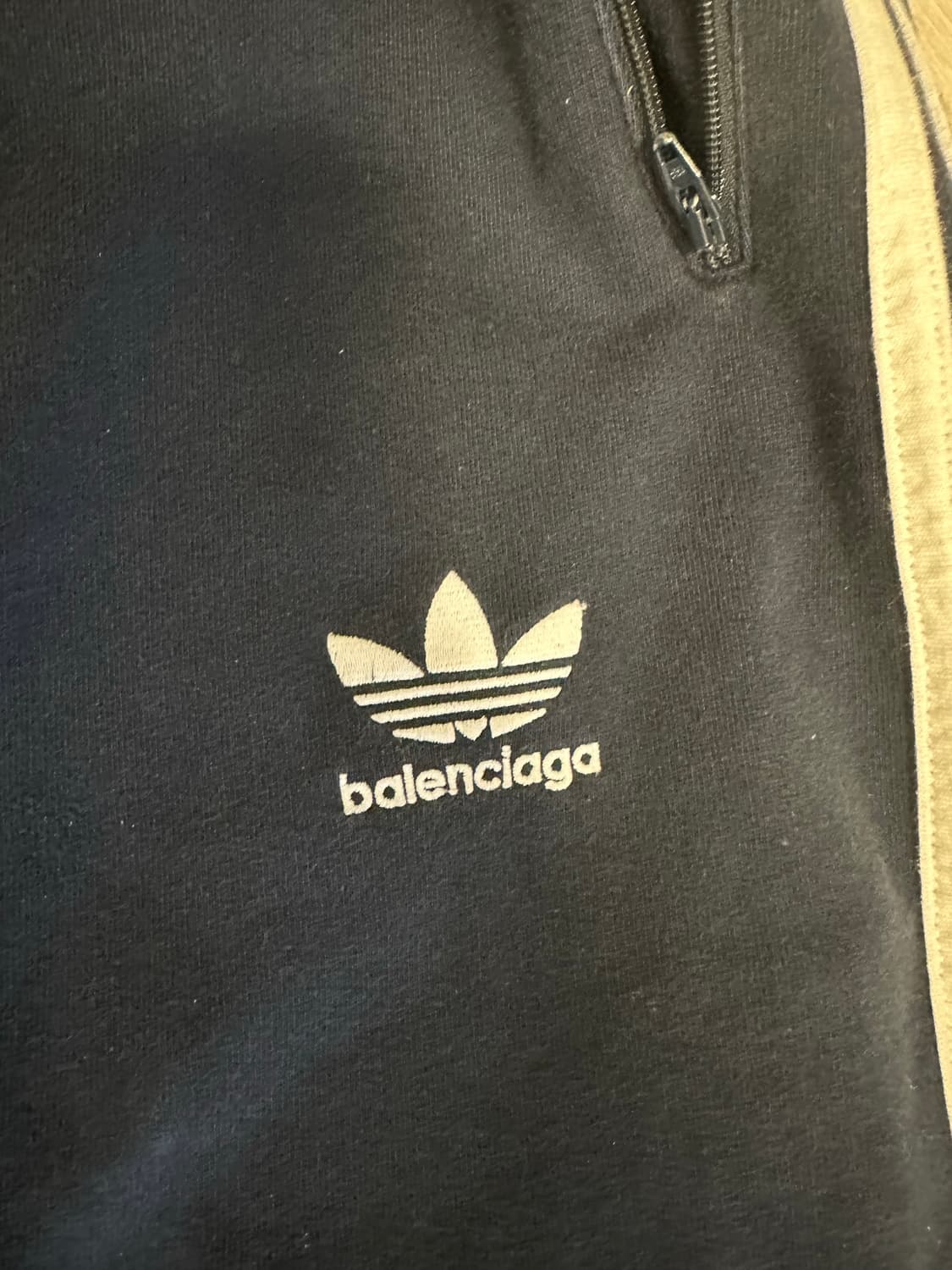 발렌시아가 아디다스 콜라보 팬츠 상품이미지2