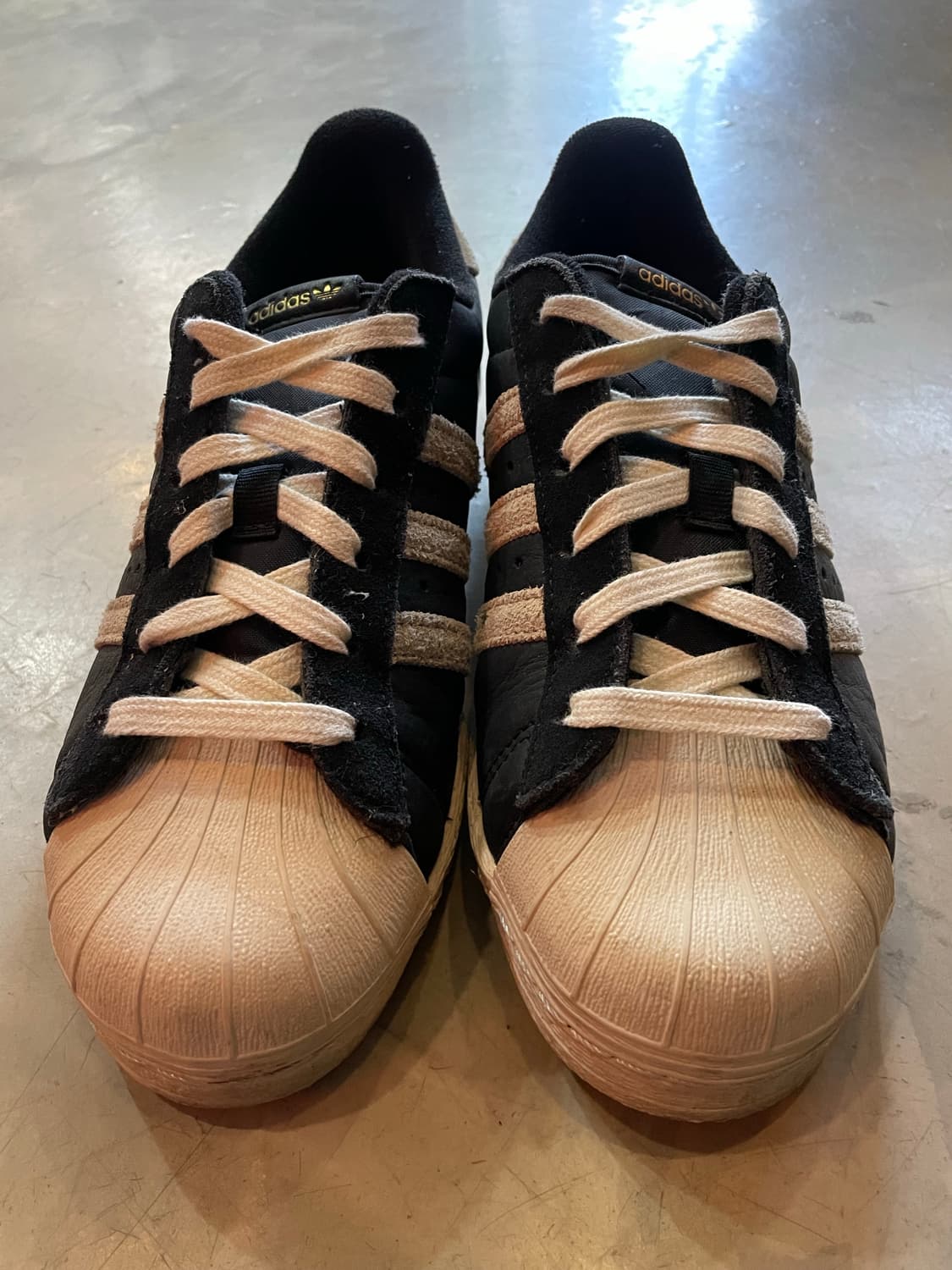 아디다스 슈퍼스타82 240 상품이미지2