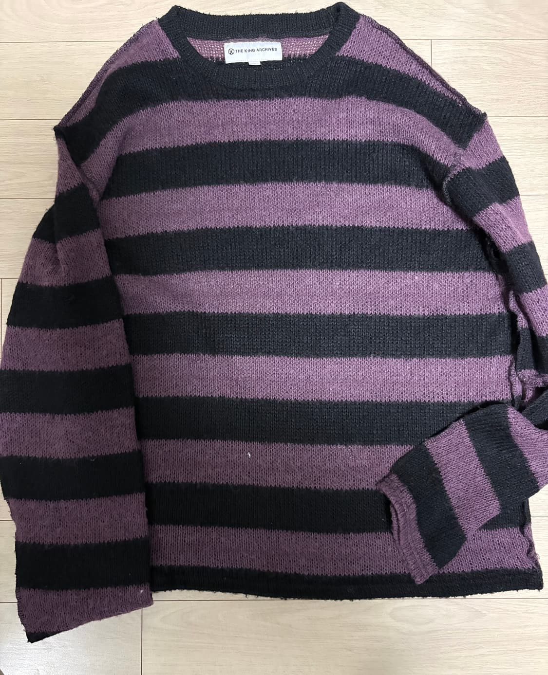 더 킹 아카이브 헤어리 퍼플 스트라이프 니트 상품이미지1
