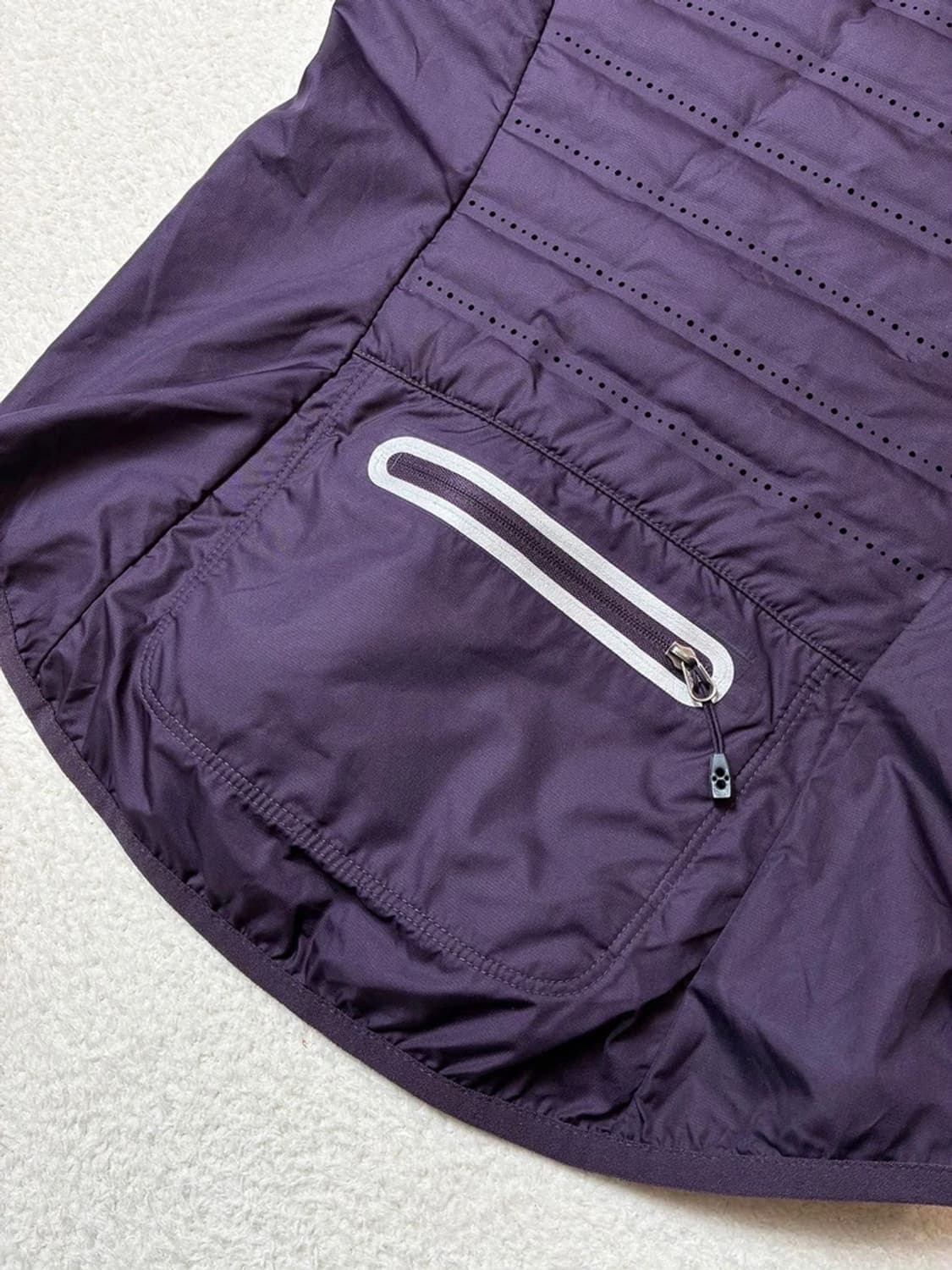 나이키 에어로로프트 800 여성용 러닝 베스트 PN6307 상품이미지7