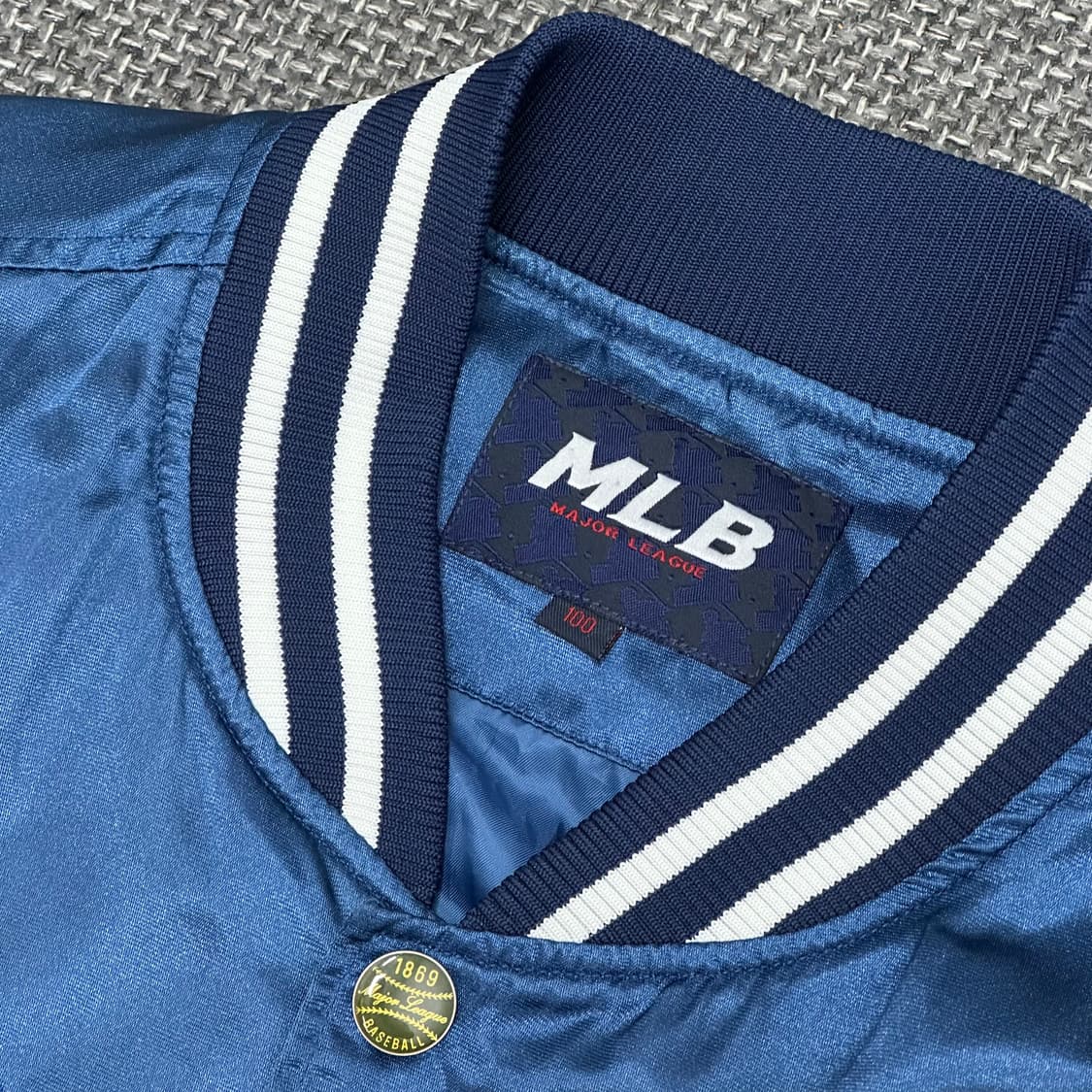 MLB 00s 올드스쿨 뉴욕양키스 새틴 야구점퍼 100 상품이미지7