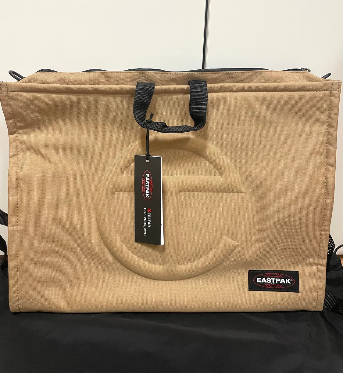 [판매]TELFAR X EASTPAK 크로스백 텔파 쇼퍼 상품이미지3