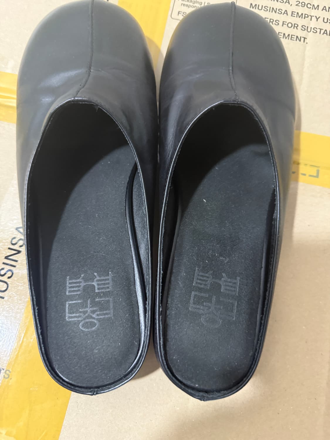 폴리테루 뮬 상품이미지3