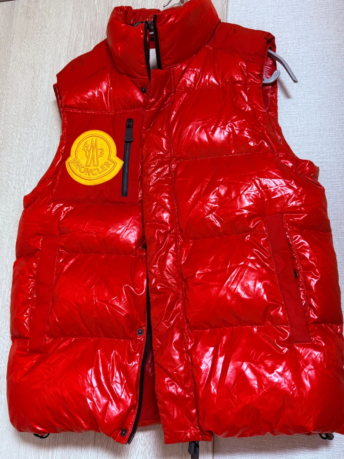 조끼패딩 레드 상품이미지1