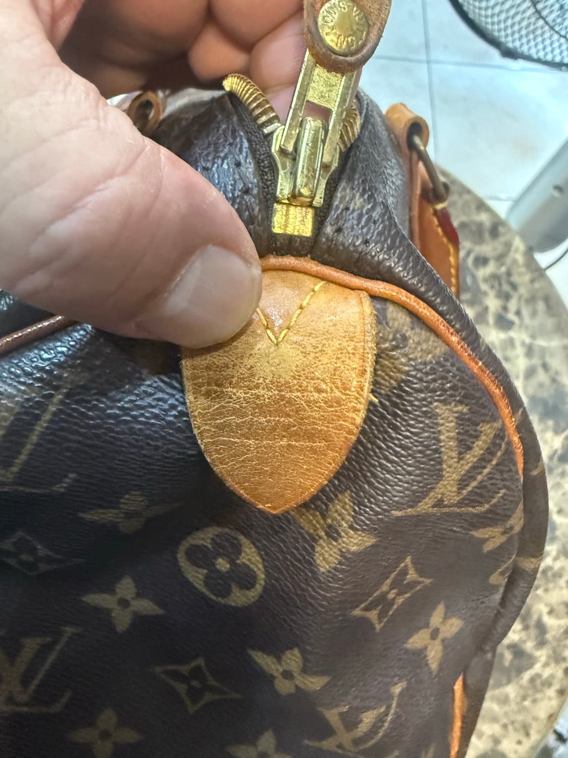 정품 루이비통 스피디30 팝니다 상품이미지8