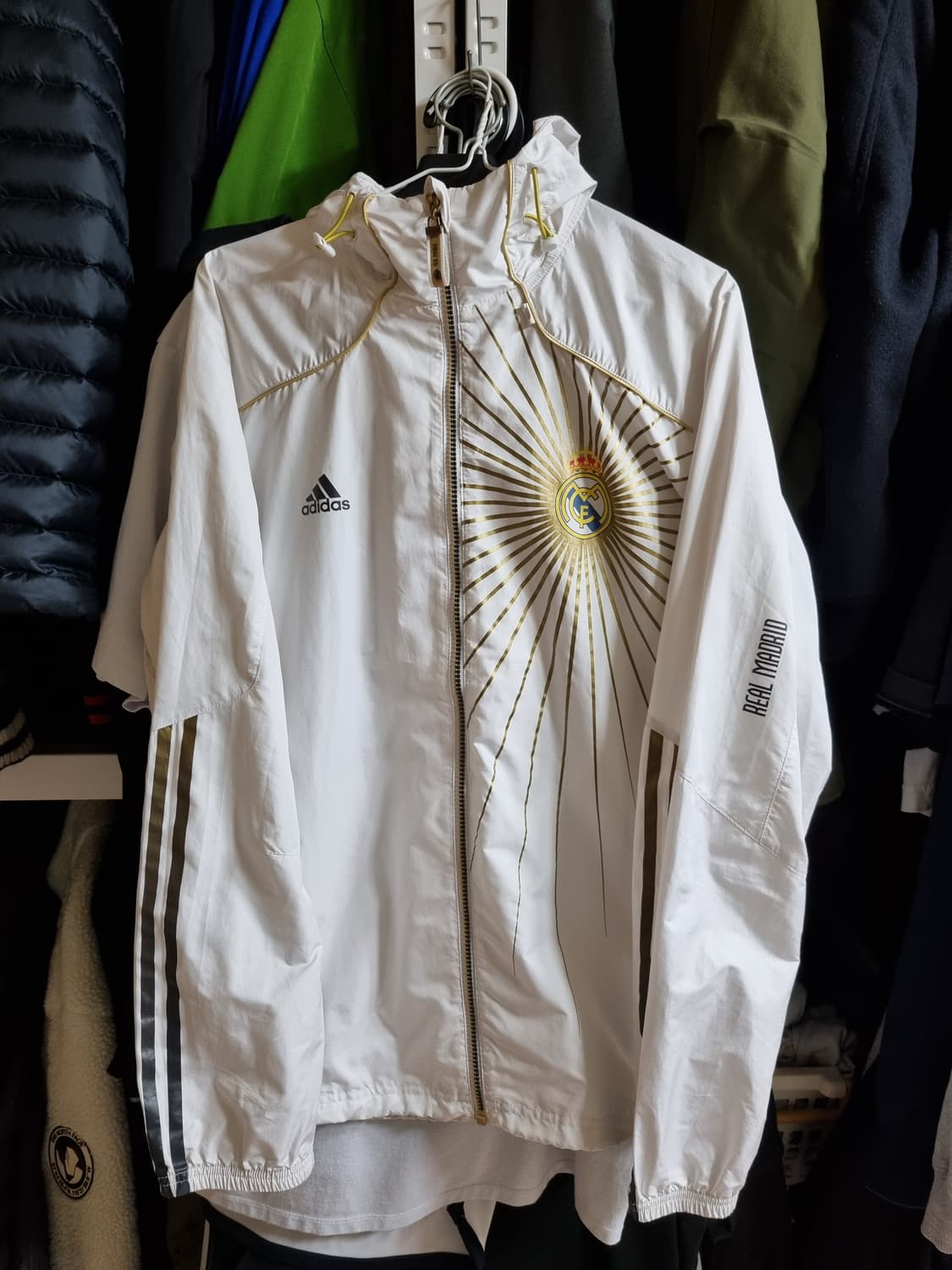 아디다스 레알마드리드 바람막이 xl 상품이미지1