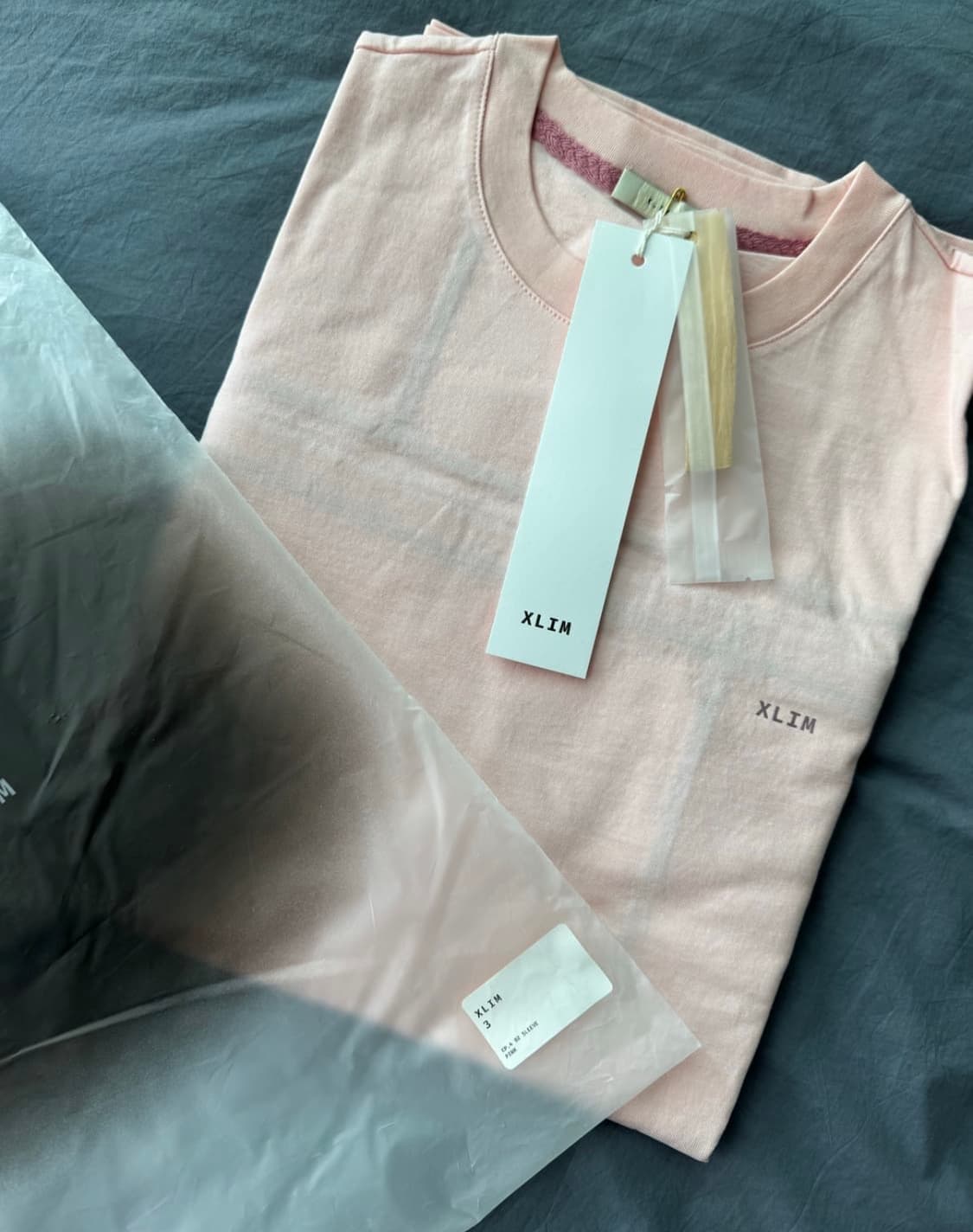 Xlim 엑슬림 ep.4 핑크 롱슬리브 상품이미지1