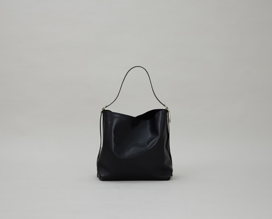 앳마이핑거팁 Belted Carryall Grande black 상품이미지1