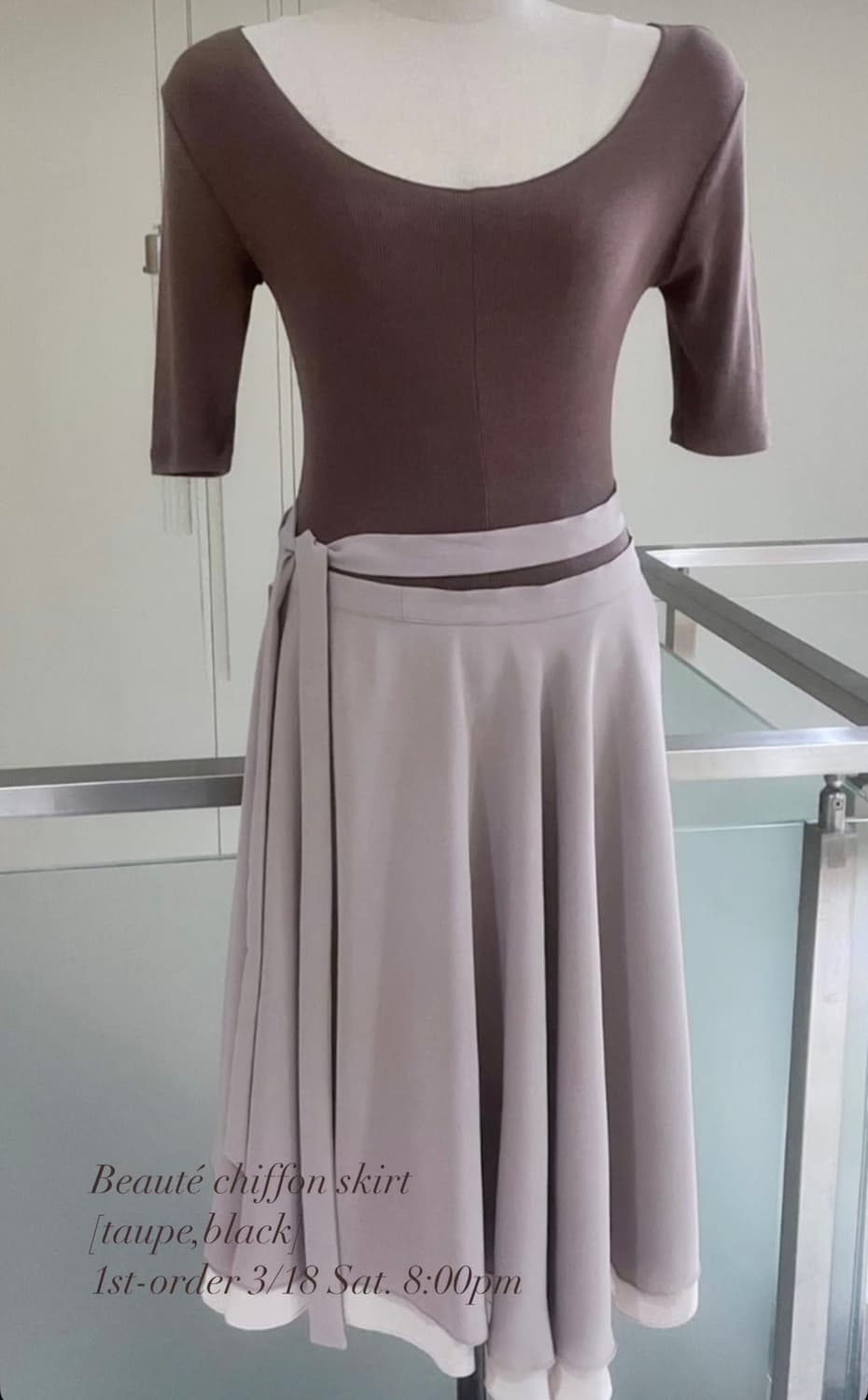 보떼나뛰렐 beaute naturelle 쉬폰 스커트 그레이 상품이미지3