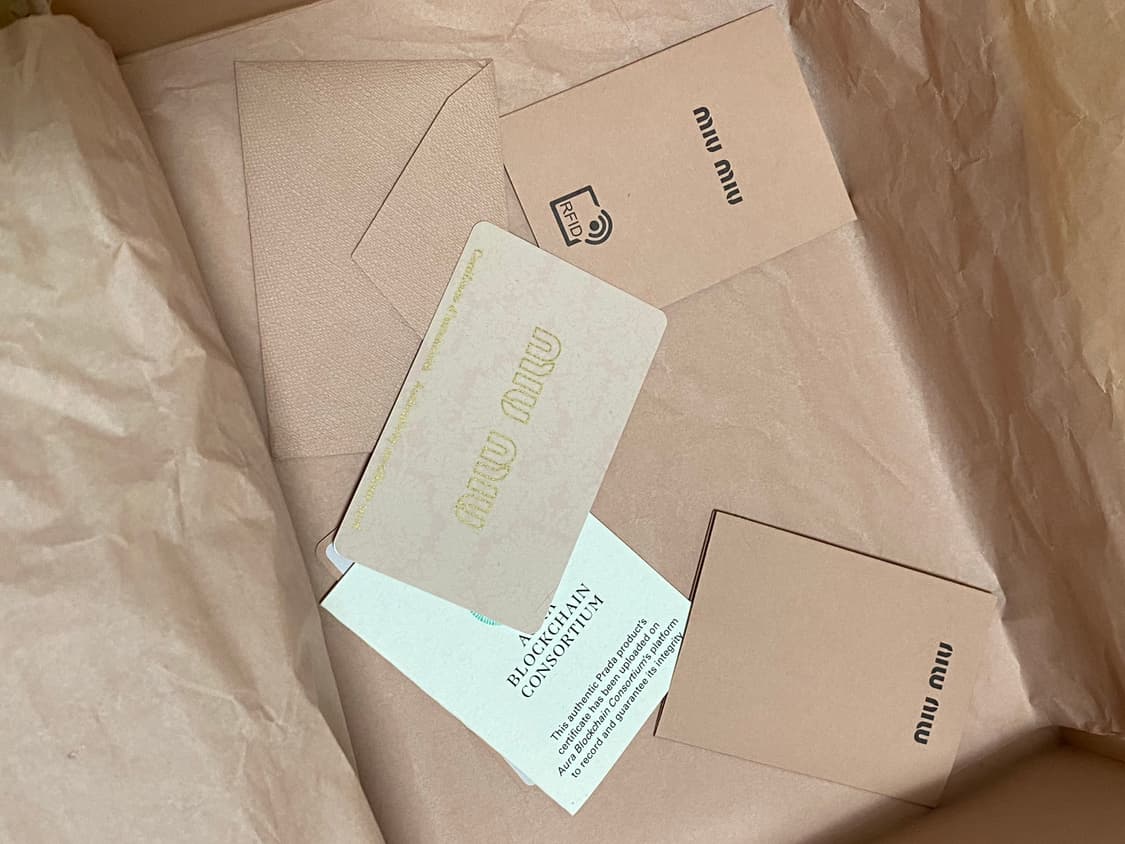 미우미우 마테라쎄 숄더백 상품이미지4