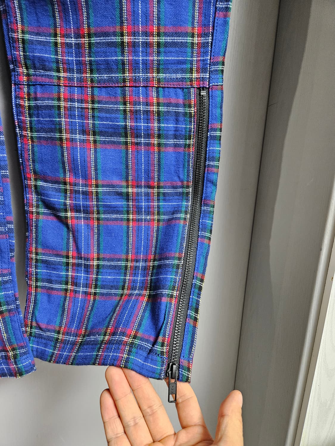 PLEASURES 체크 바지 블루 34 새상품 상품이미지4