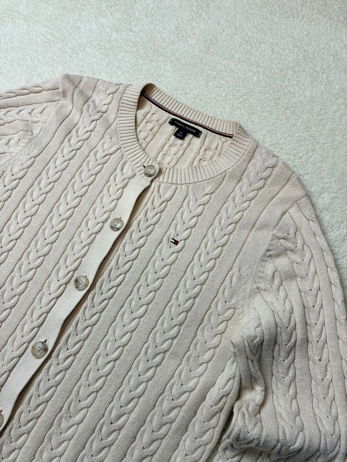 타미힐피거 크롭 꽈배기 니트 가디건 PN5841 상품이미지2