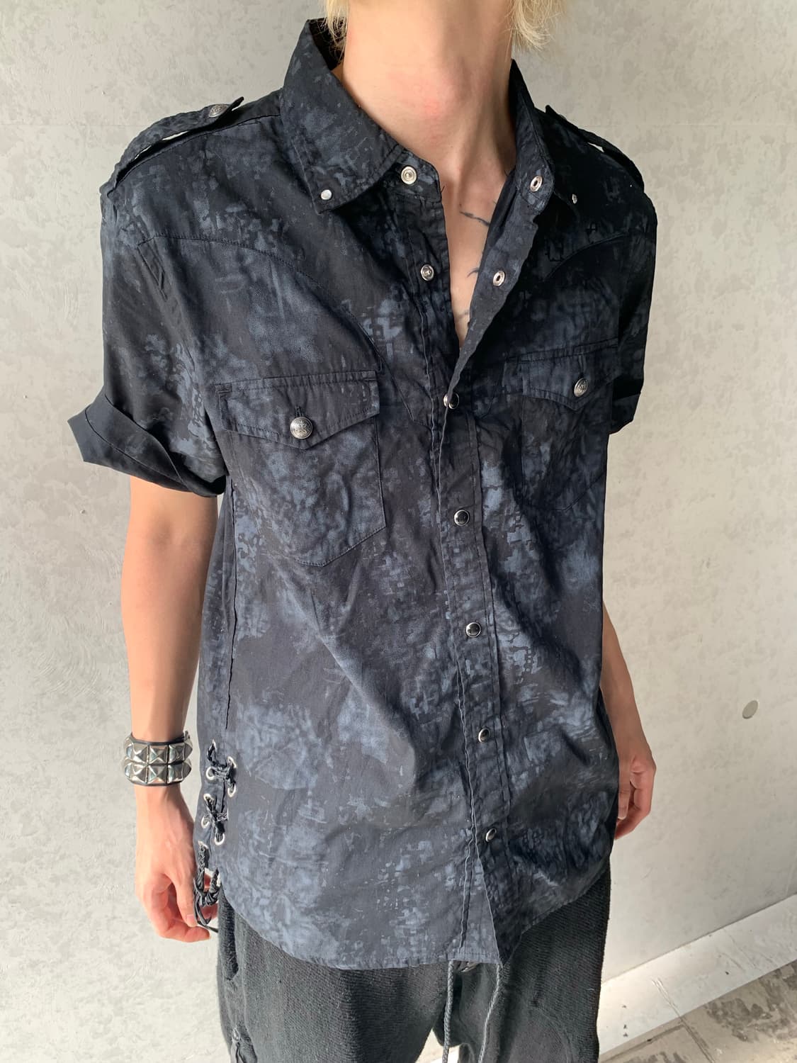 Spinash crack lace detail shirt 상품이미지5