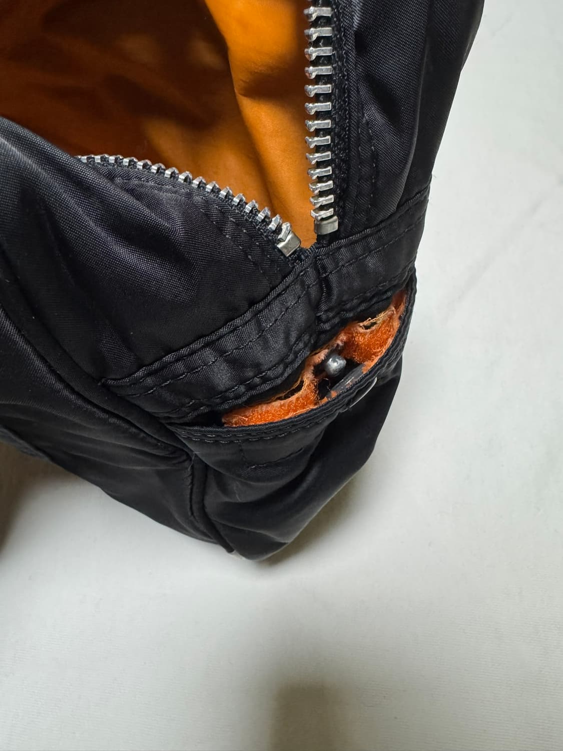 HEAD PORTER 탱커 보스턴백 상품이미지3