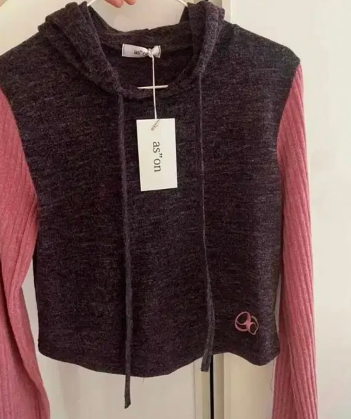 애즈온 니트  POP REGLAN LOGO HOOD KNIT 상품이미지2