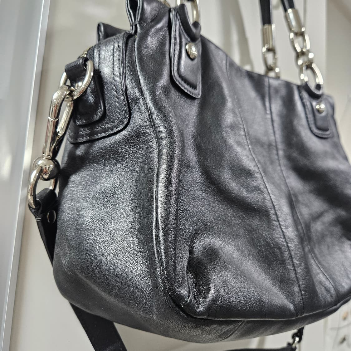 Y2K 무드 코치 크리스틴 사첼백 상품이미지4