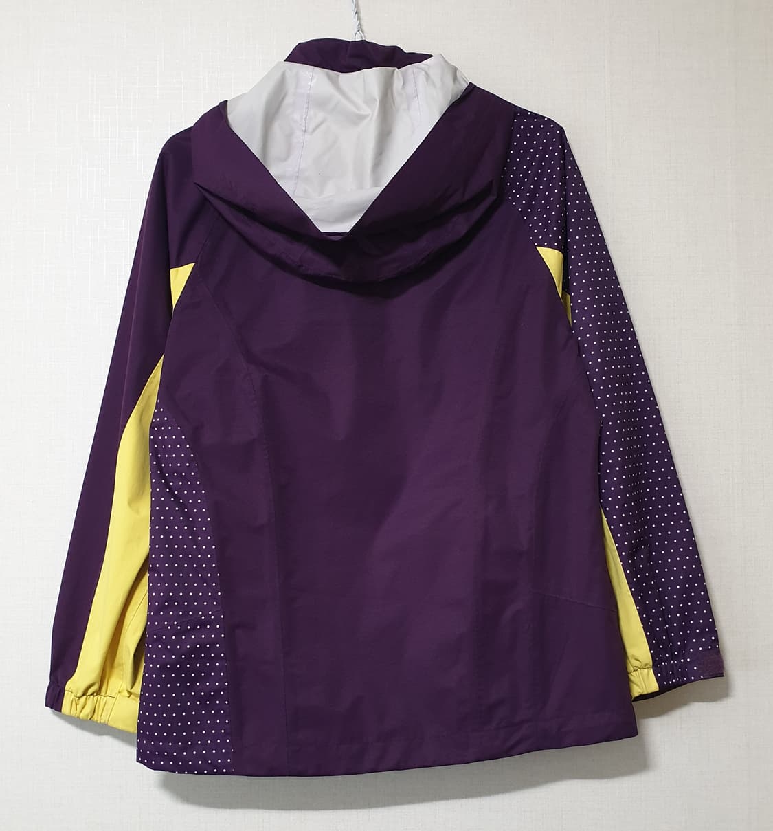 르까프 여성 바람막이 90사이즈  상품이미지2