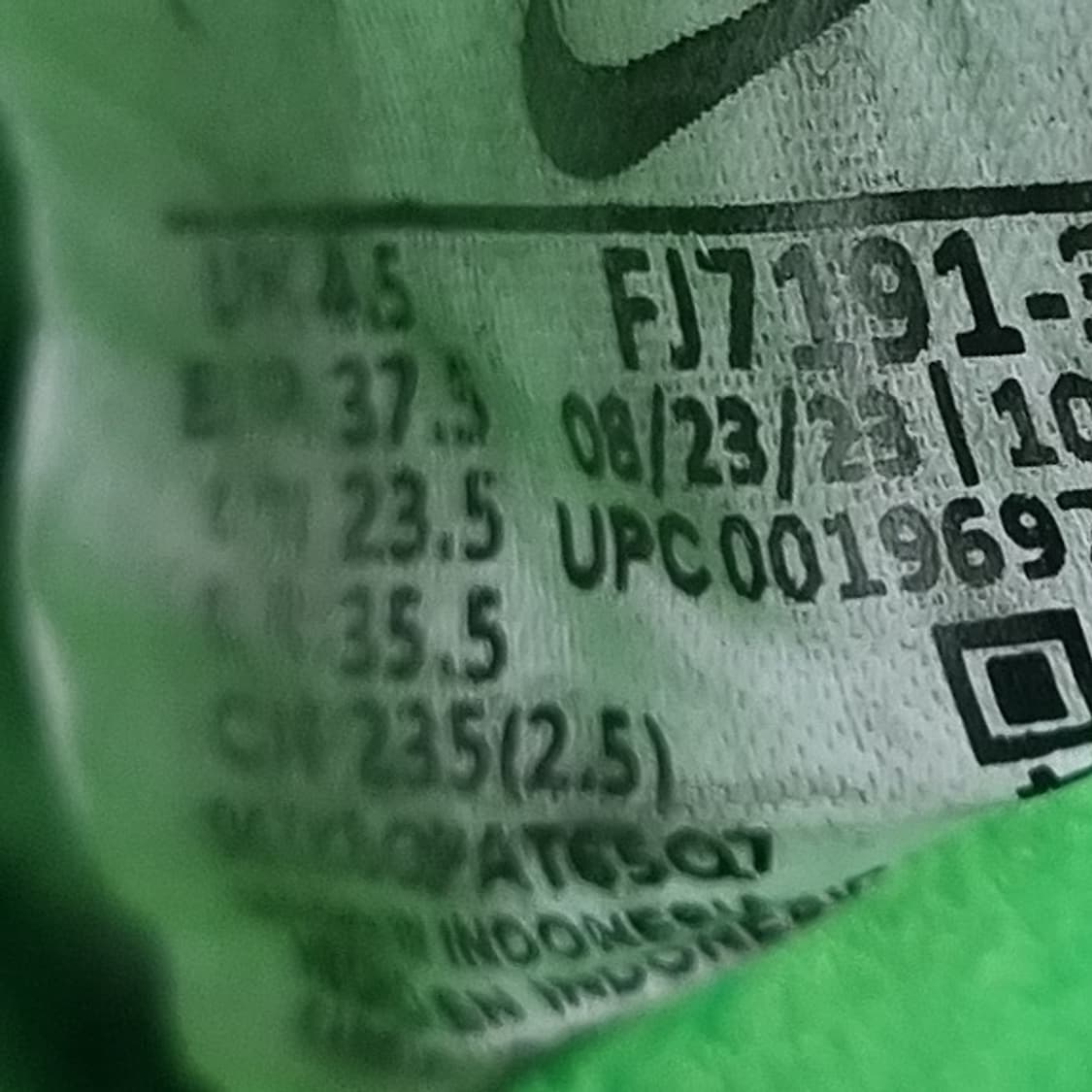 h 나이키 머큐리얼 베이퍼15 풋살화235 상품이미지6