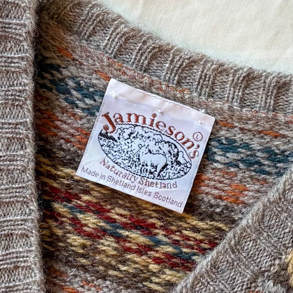 [102-105] 스코틀랜드 Jamiesons 페어아일 니트 베스트 상품이미지3
