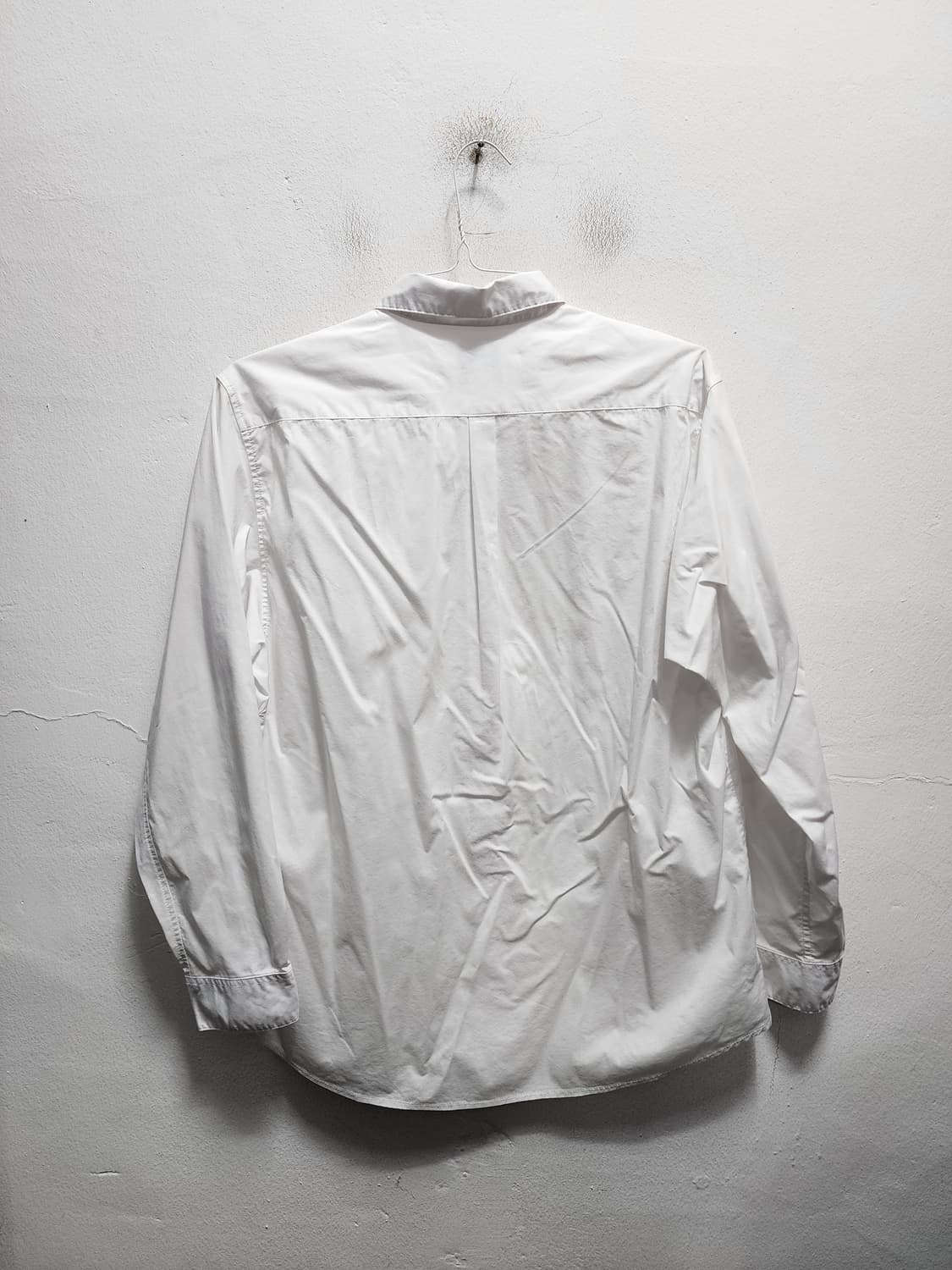 노스페이스 스몰로고 화이트 셔츠 상품이미지2