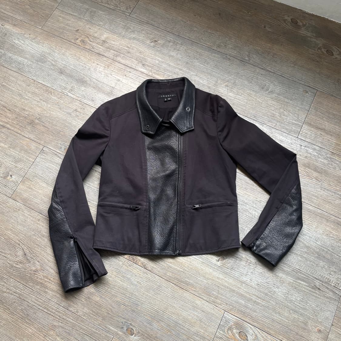 Theory 띠어리 레더 재킷 상품이미지1