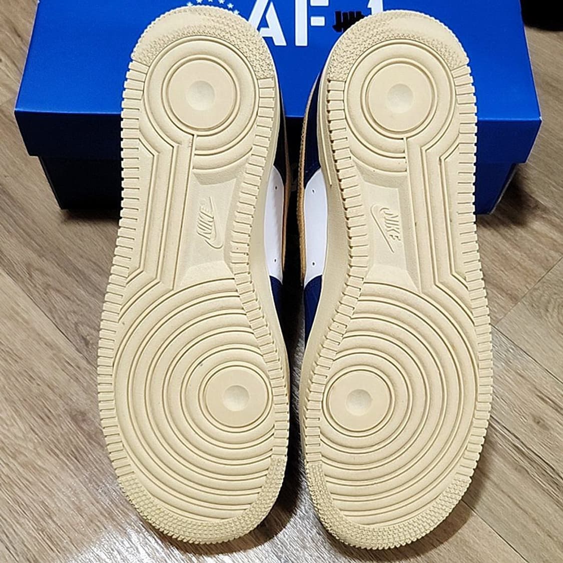 나이키 290 에어포스 로우 콜라보 상품이미지7