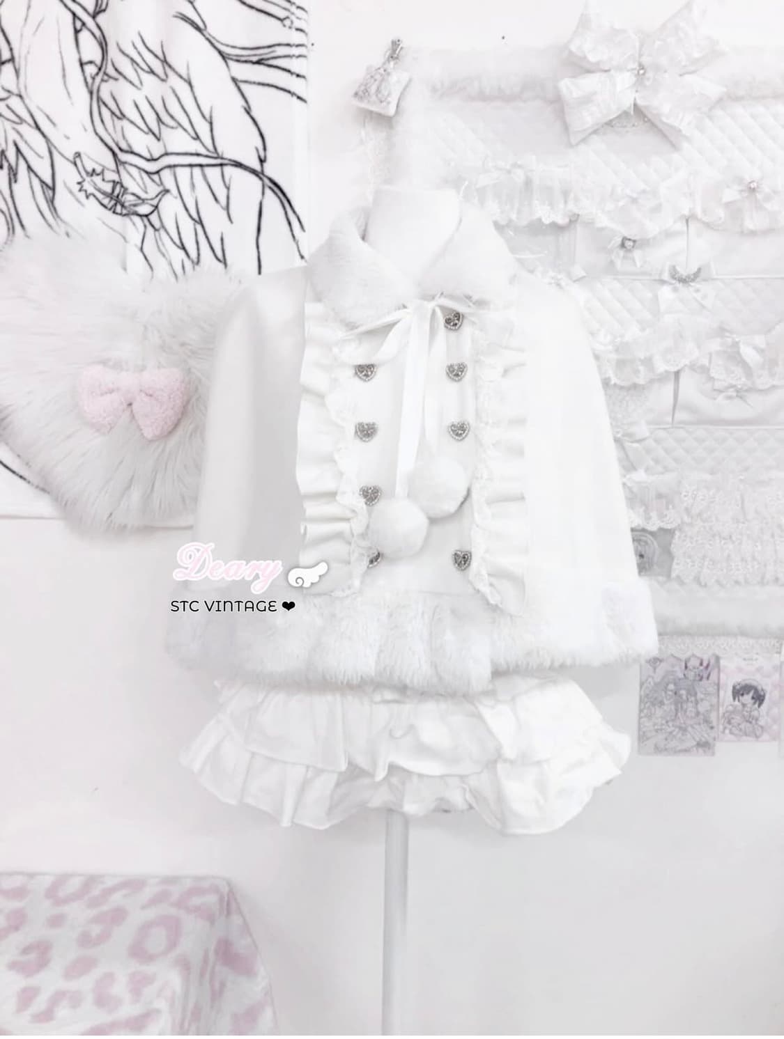 디어마이러브 디마럽 화이트 퍼 케이프 판쵸 하트 큐빅 stc 진리 핑크 상품이미지1