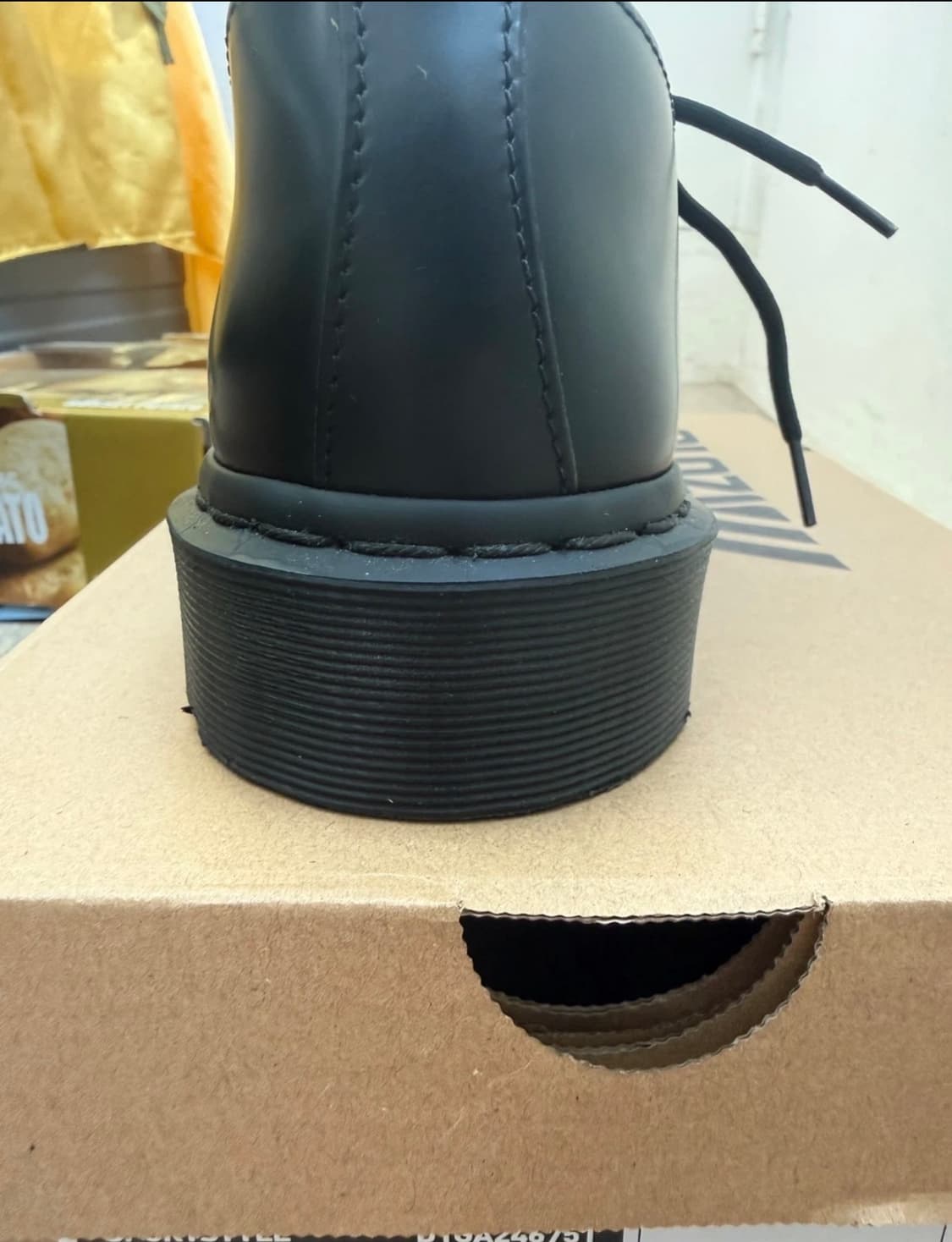 닥터마틴 모노 270 UK8 상품이미지3