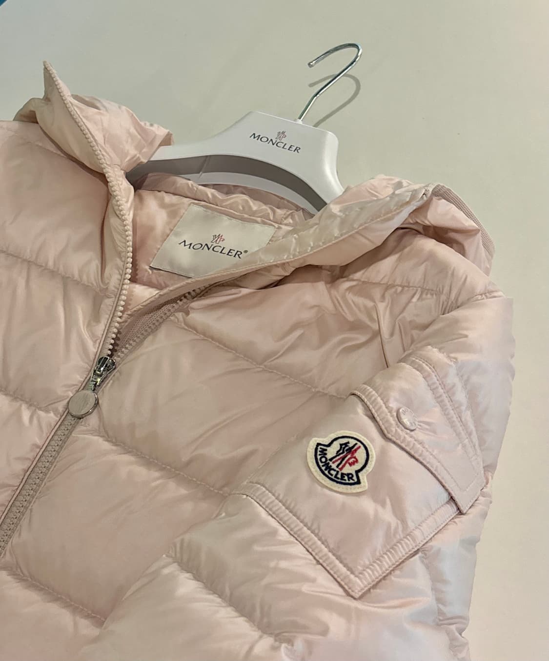몽클레어 25SS패딩(정품) 상품이미지2