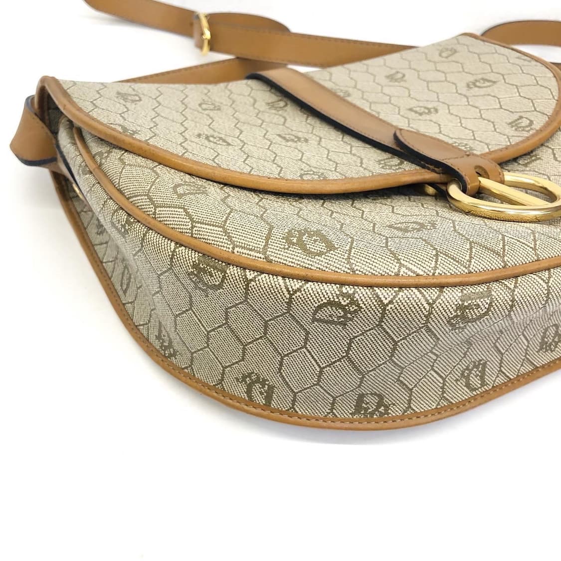 정품 디올 허니콤 크로스백 상품이미지6