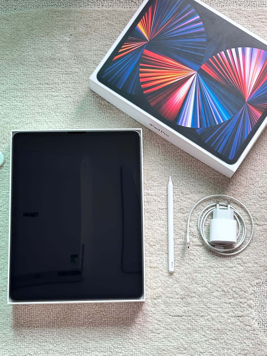 아이패드 프로 5세대 12.9 256기가 풀박 + 아이펜슬 상품이미지2
