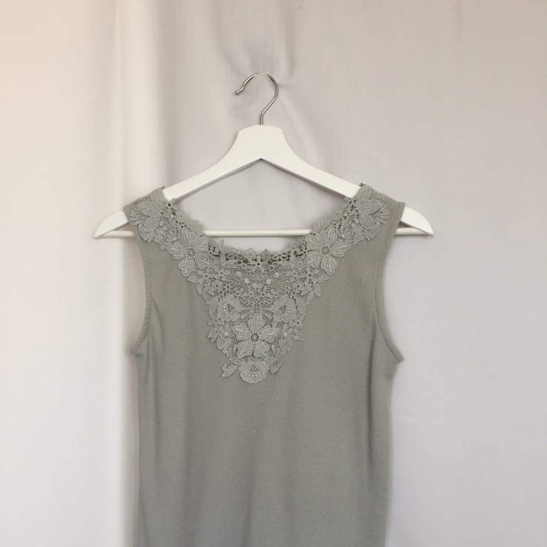 642. sky blue V-neck sleeveless 상품이미지2