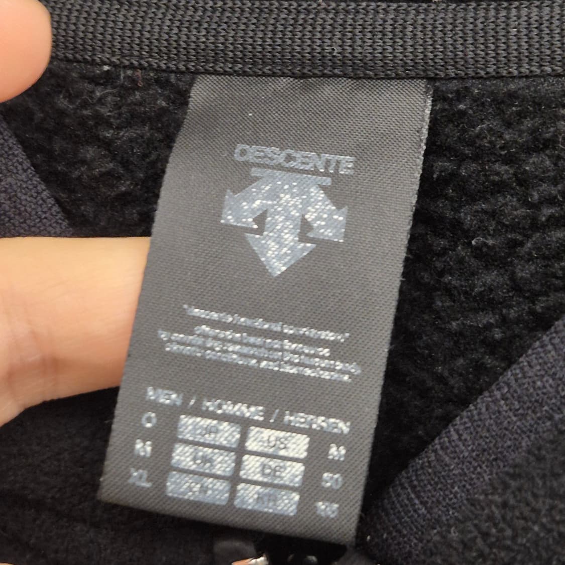 데상트 아우디 스위스 스키팀 후리스 105 상품이미지3