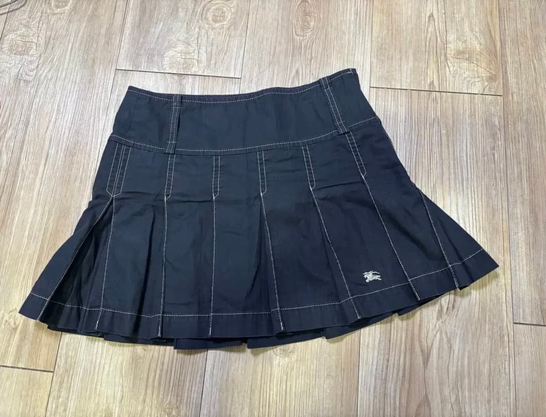 버버리 블루라벨 스티치 네이비 플리츠 스커트 상품이미지2