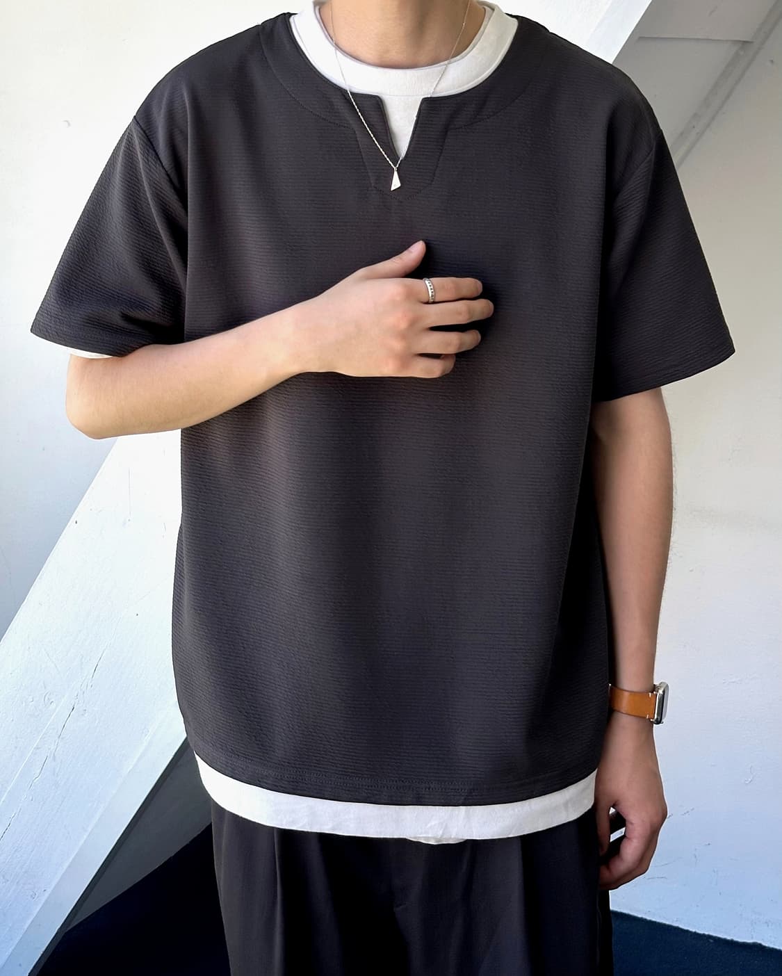 Fake layered neck H/S top 상품이미지10